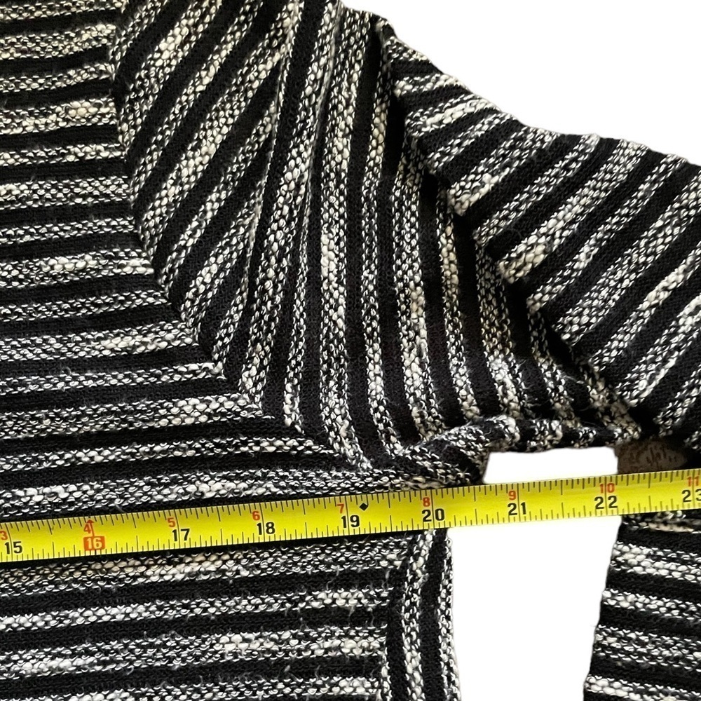 J JILL Women’s long sleeve beige black striped cotton blend textured topSize M - Picture 4 of 9